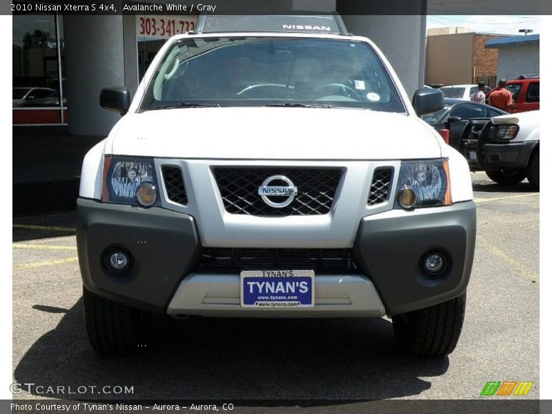 Avalanche White / Gray 2010 Nissan Xterra S 4x4
