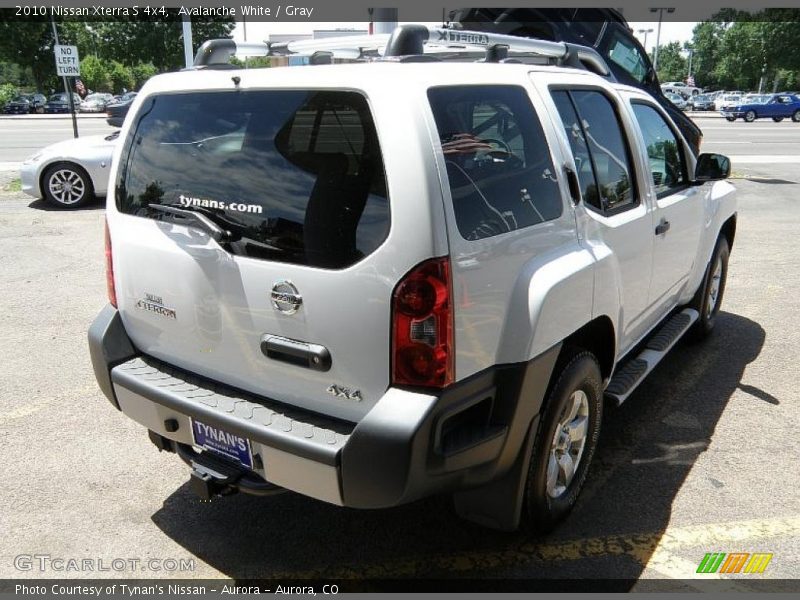 Avalanche White / Gray 2010 Nissan Xterra S 4x4