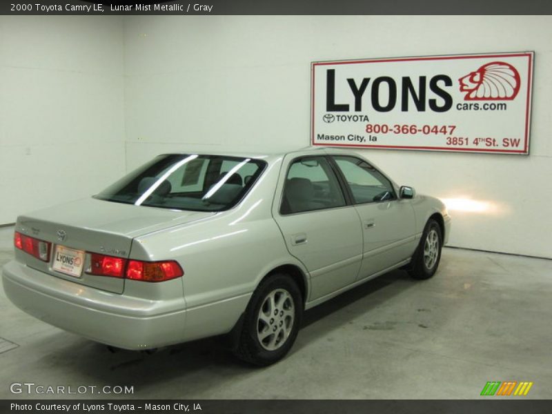 Lunar Mist Metallic / Gray 2000 Toyota Camry LE