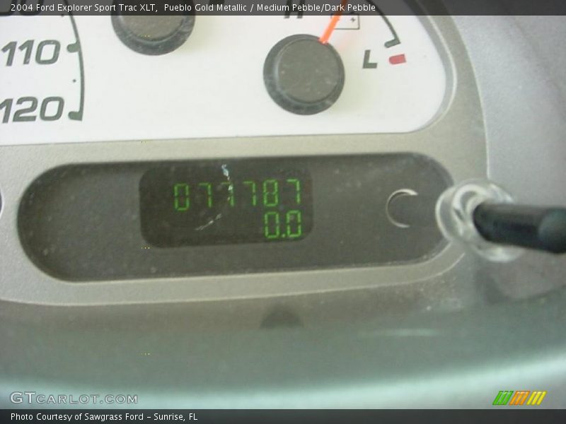Pueblo Gold Metallic / Medium Pebble/Dark Pebble 2004 Ford Explorer Sport Trac XLT
