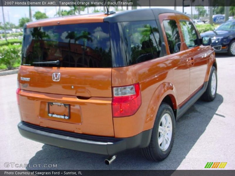 Tangerine Orange Metallic / Black/Titanium 2007 Honda Element EX AWD