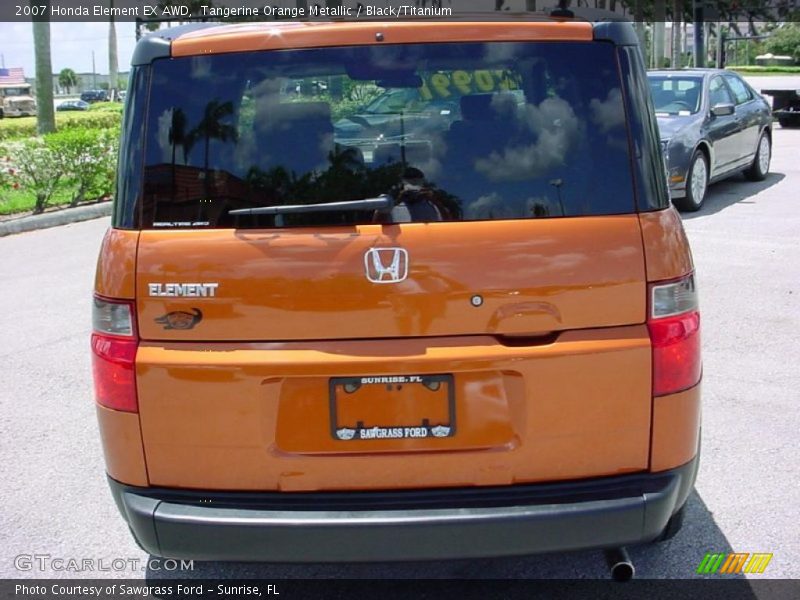 Tangerine Orange Metallic / Black/Titanium 2007 Honda Element EX AWD