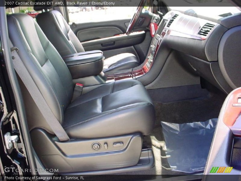 Black Raven / Ebony/Ebony 2007 Cadillac Escalade EXT AWD