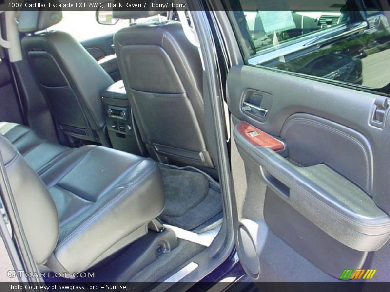 Black Raven / Ebony/Ebony 2007 Cadillac Escalade EXT AWD