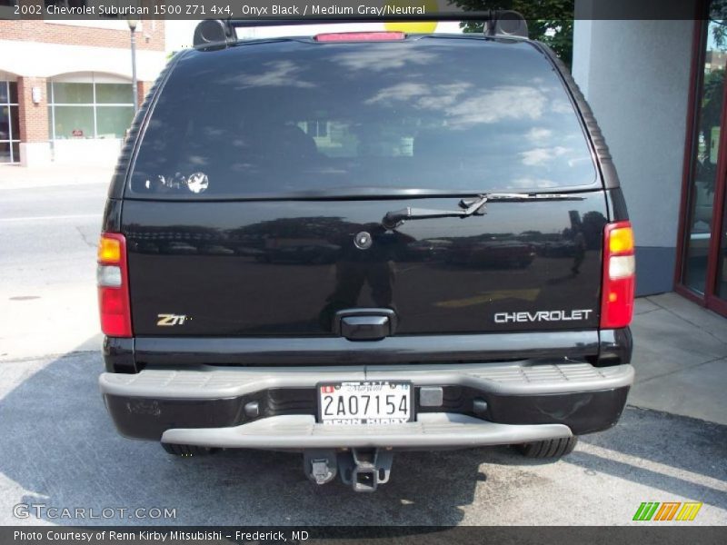 Onyx Black / Medium Gray/Neutral 2002 Chevrolet Suburban 1500 Z71 4x4