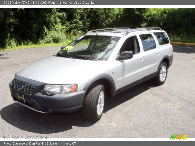 Silver Metallic / Graphite 2002 Volvo V70 2.4T XC AWD Wagon