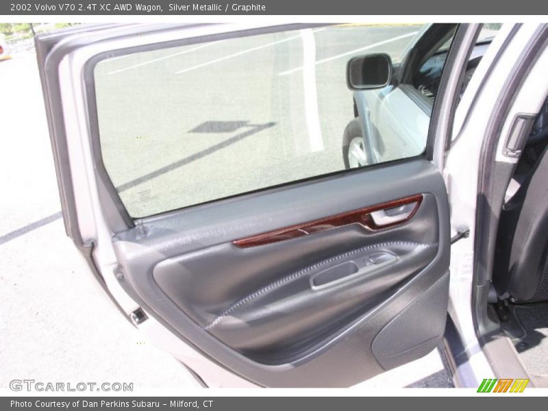 Silver Metallic / Graphite 2002 Volvo V70 2.4T XC AWD Wagon