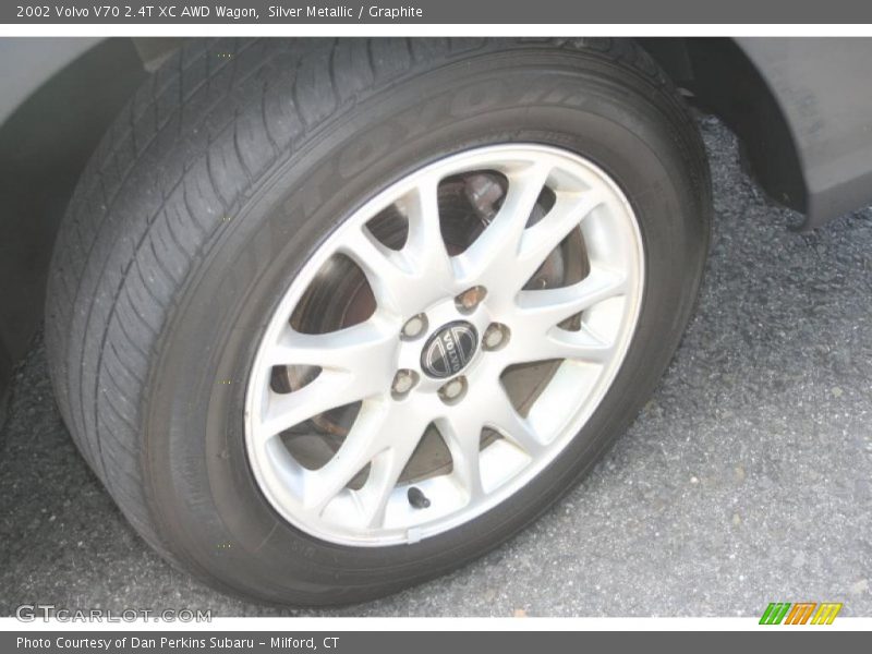 Silver Metallic / Graphite 2002 Volvo V70 2.4T XC AWD Wagon