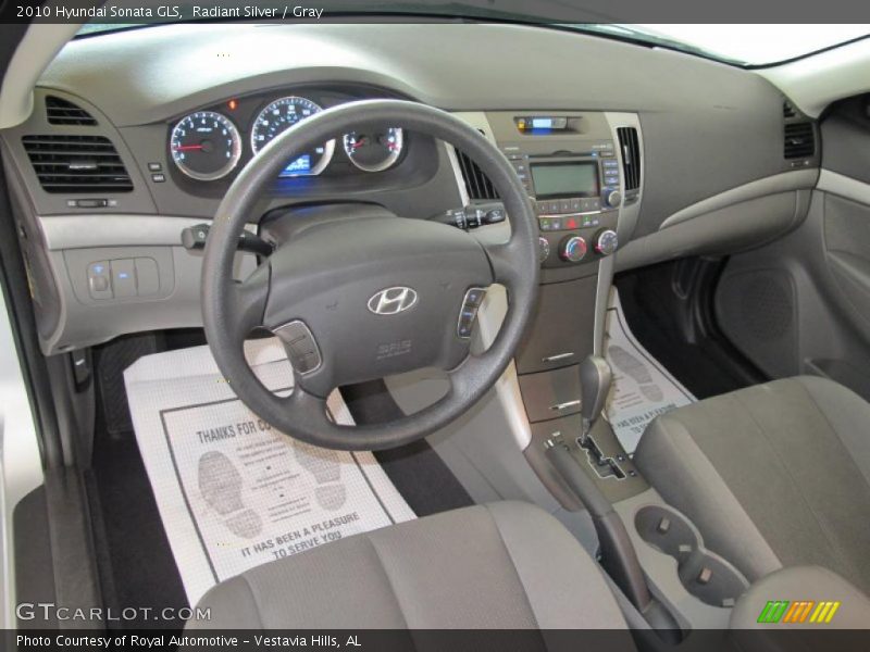 Radiant Silver / Gray 2010 Hyundai Sonata GLS