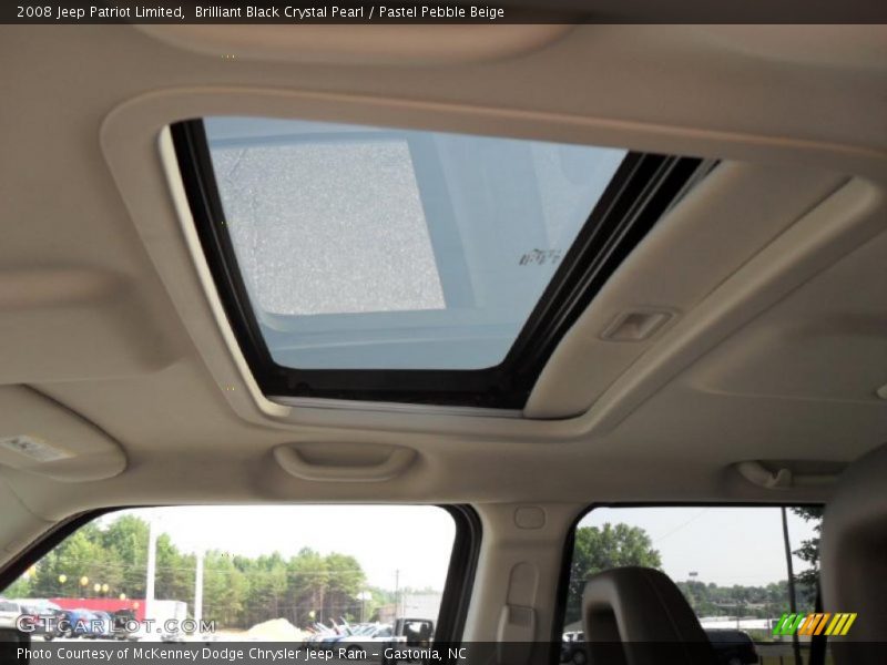 Brilliant Black Crystal Pearl / Pastel Pebble Beige 2008 Jeep Patriot Limited