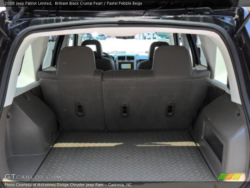 Brilliant Black Crystal Pearl / Pastel Pebble Beige 2008 Jeep Patriot Limited