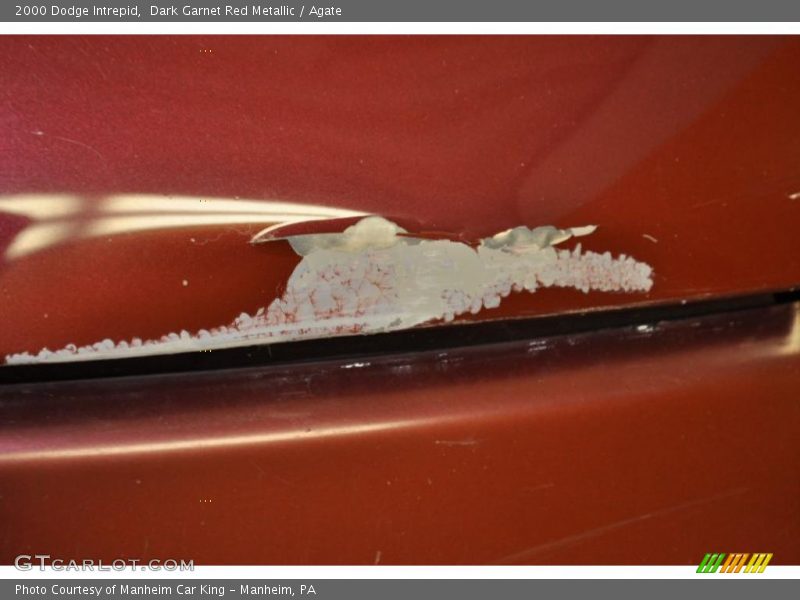 Dark Garnet Red Metallic / Agate 2000 Dodge Intrepid