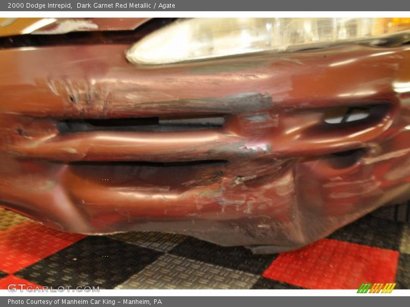 Dark Garnet Red Metallic / Agate 2000 Dodge Intrepid