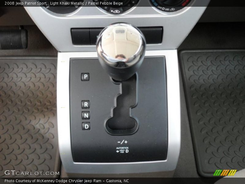 Light Khaki Metallic / Pastel Pebble Beige 2008 Jeep Patriot Sport