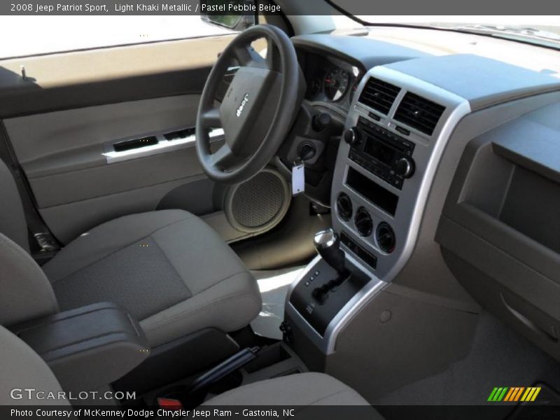 Light Khaki Metallic / Pastel Pebble Beige 2008 Jeep Patriot Sport