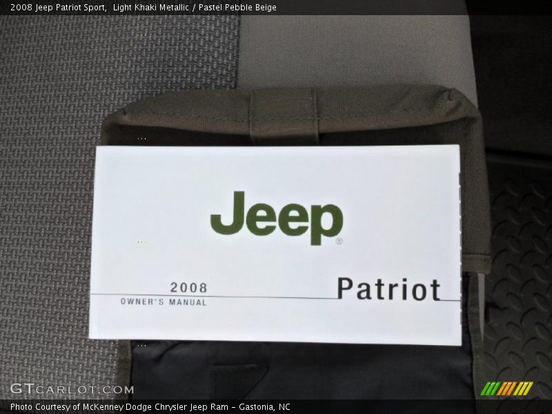Light Khaki Metallic / Pastel Pebble Beige 2008 Jeep Patriot Sport