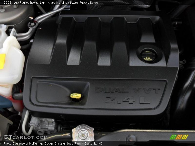 Light Khaki Metallic / Pastel Pebble Beige 2008 Jeep Patriot Sport