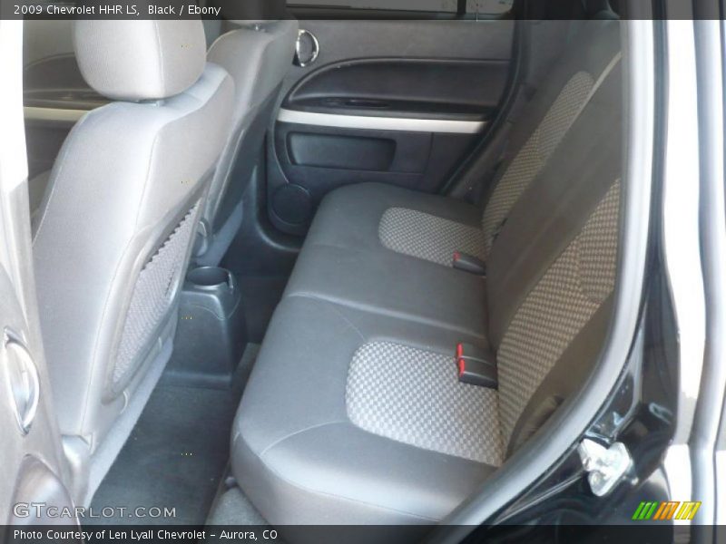 Black / Ebony 2009 Chevrolet HHR LS