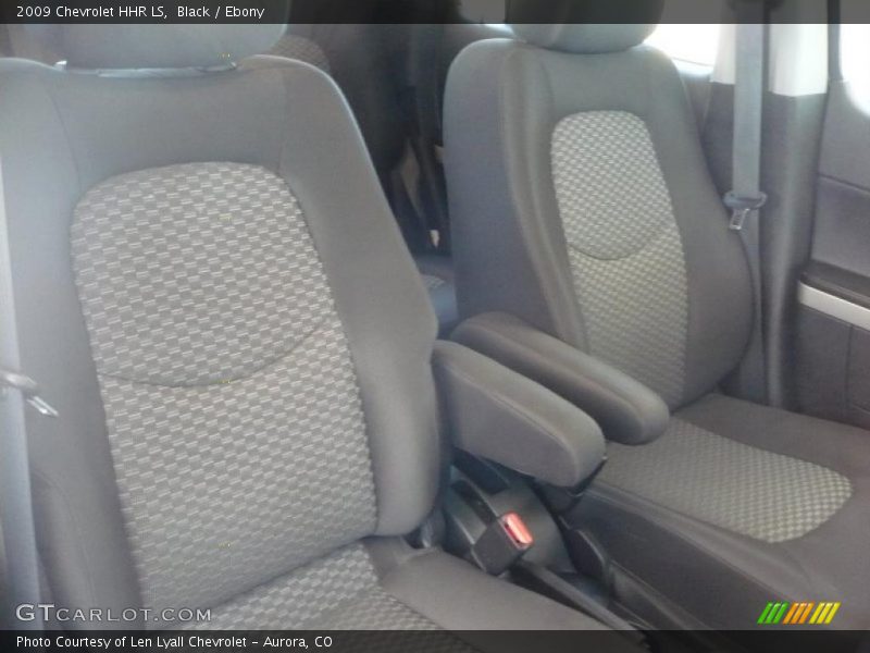 Black / Ebony 2009 Chevrolet HHR LS