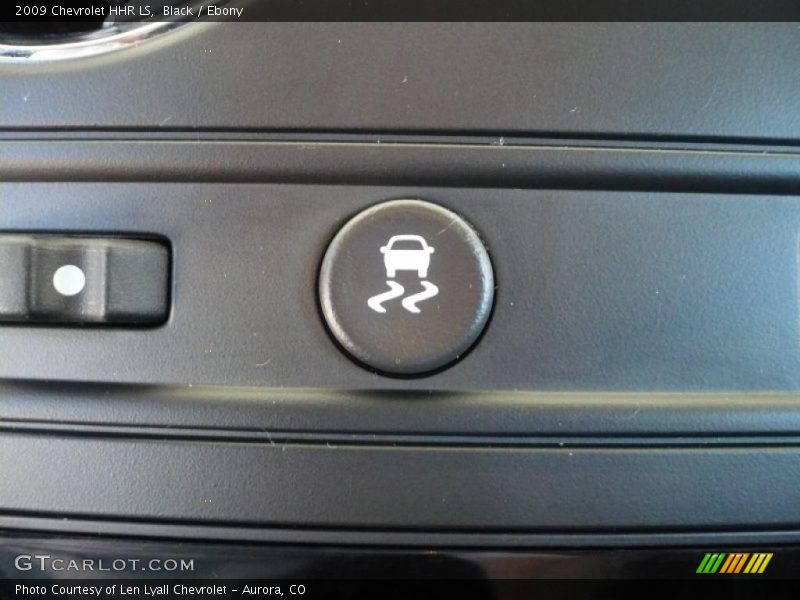Black / Ebony 2009 Chevrolet HHR LS