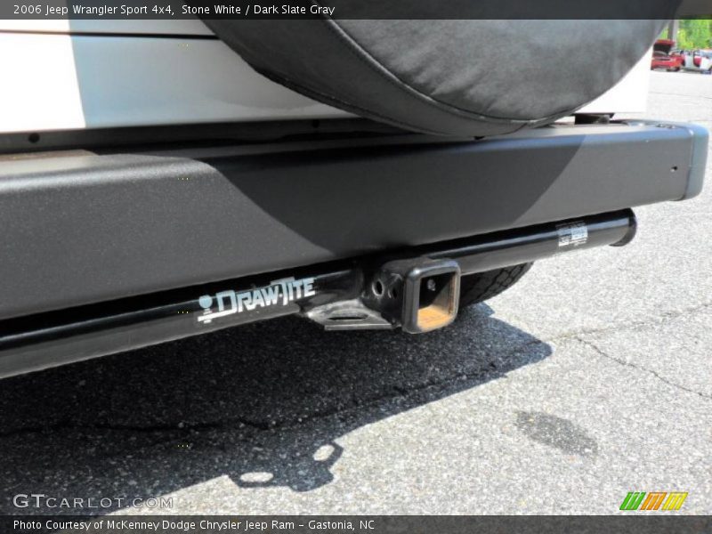 Stone White / Dark Slate Gray 2006 Jeep Wrangler Sport 4x4