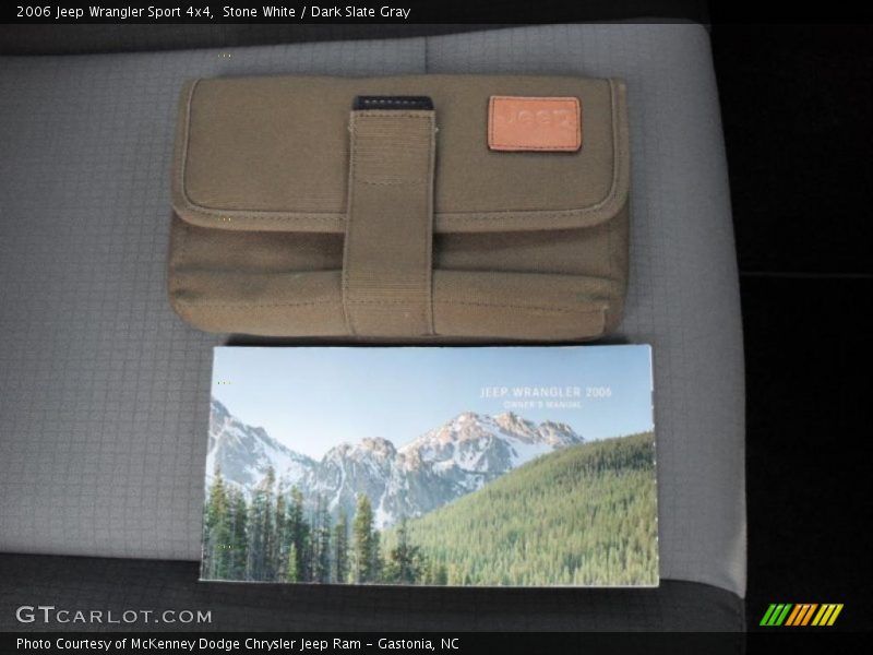 Stone White / Dark Slate Gray 2006 Jeep Wrangler Sport 4x4