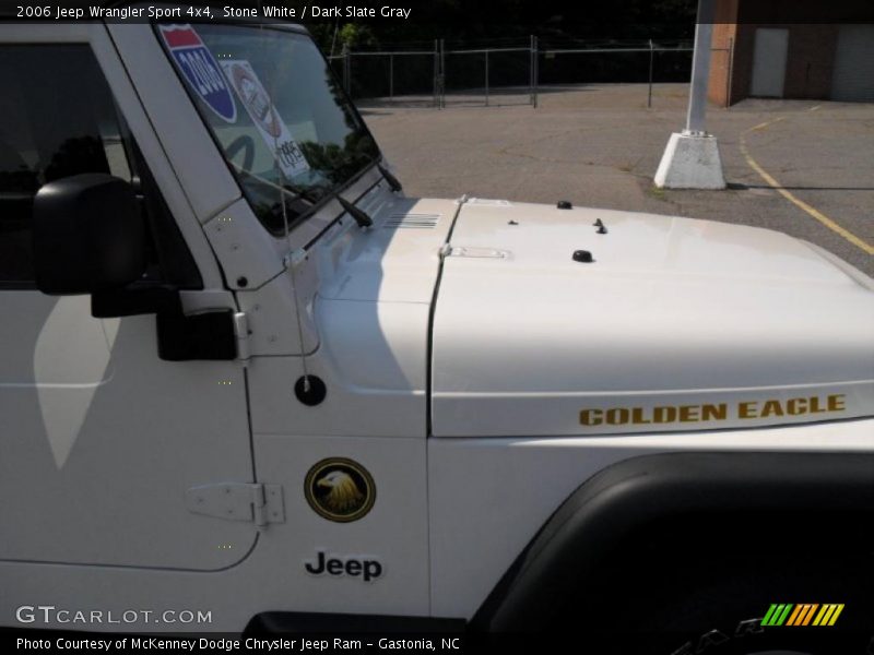 Stone White / Dark Slate Gray 2006 Jeep Wrangler Sport 4x4