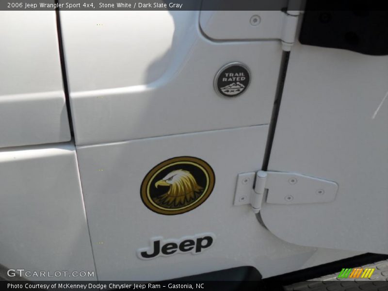 Stone White / Dark Slate Gray 2006 Jeep Wrangler Sport 4x4