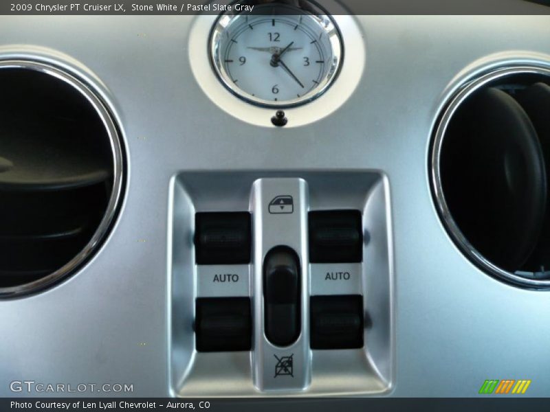 Stone White / Pastel Slate Gray 2009 Chrysler PT Cruiser LX