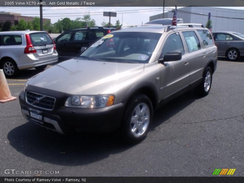Ash Gold Metallic / Taupe 2005 Volvo XC70 AWD