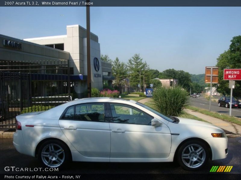 White Diamond Pearl / Taupe 2007 Acura TL 3.2