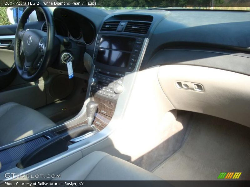 White Diamond Pearl / Taupe 2007 Acura TL 3.2