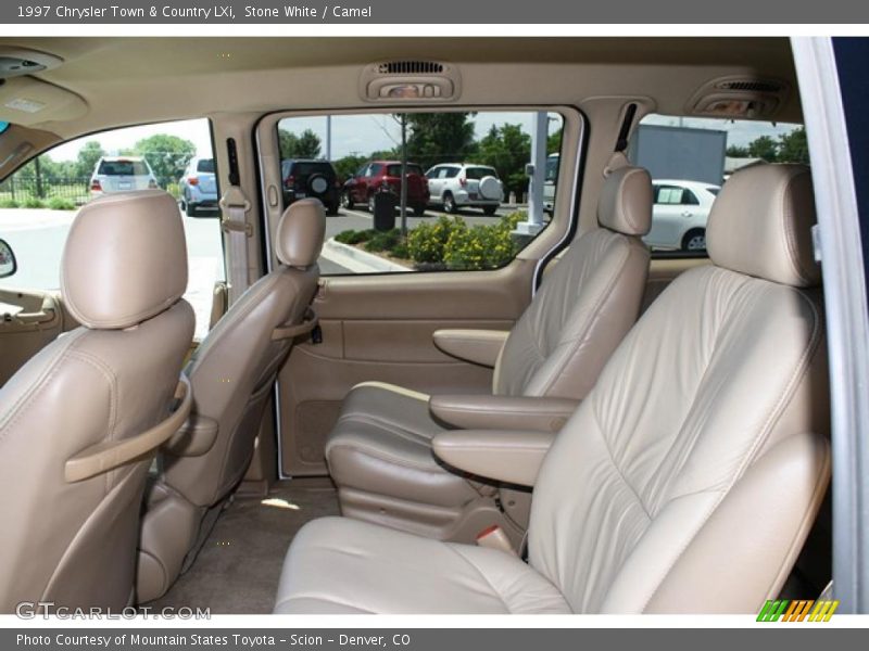Stone White / Camel 1997 Chrysler Town & Country LXi