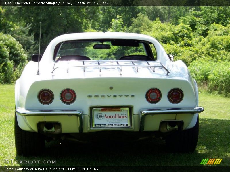 Classic White / Black 1972 Chevrolet Corvette Stingray Coupe