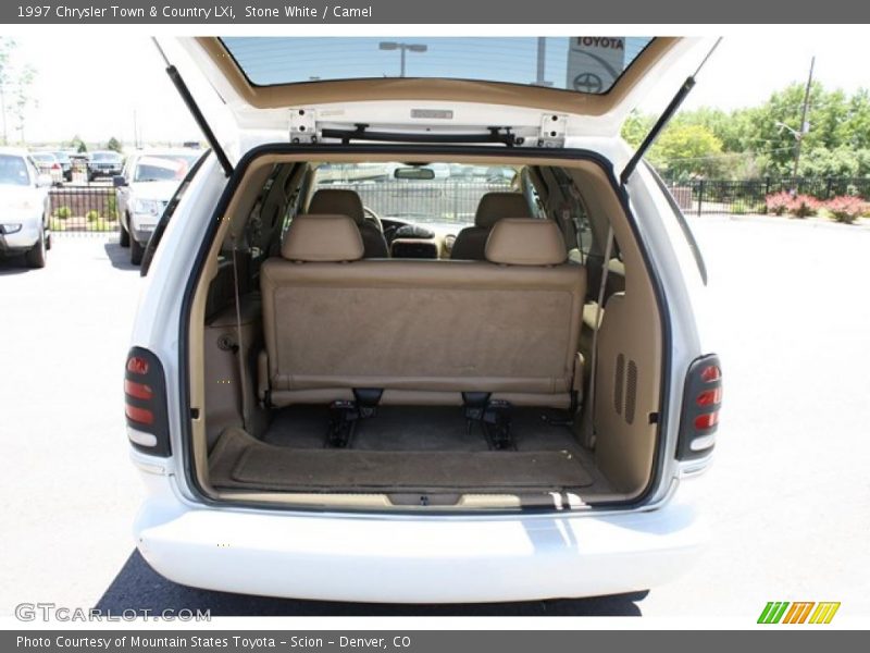 Stone White / Camel 1997 Chrysler Town & Country LXi