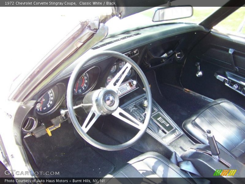 Classic White / Black 1972 Chevrolet Corvette Stingray Coupe