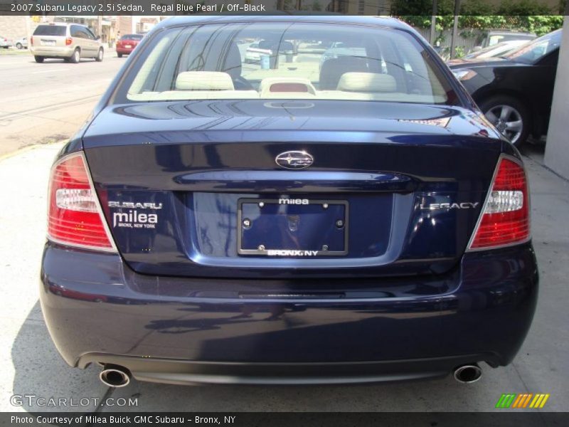 Regal Blue Pearl / Off-Black 2007 Subaru Legacy 2.5i Sedan