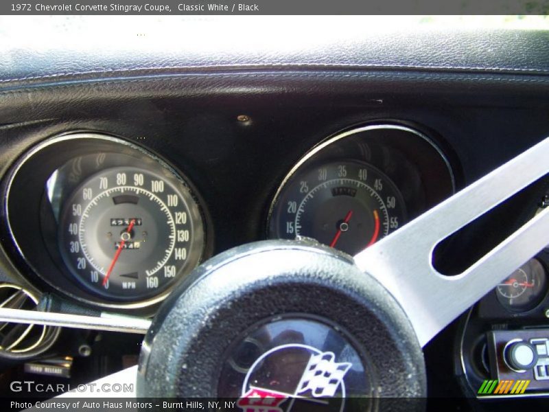 Classic White / Black 1972 Chevrolet Corvette Stingray Coupe