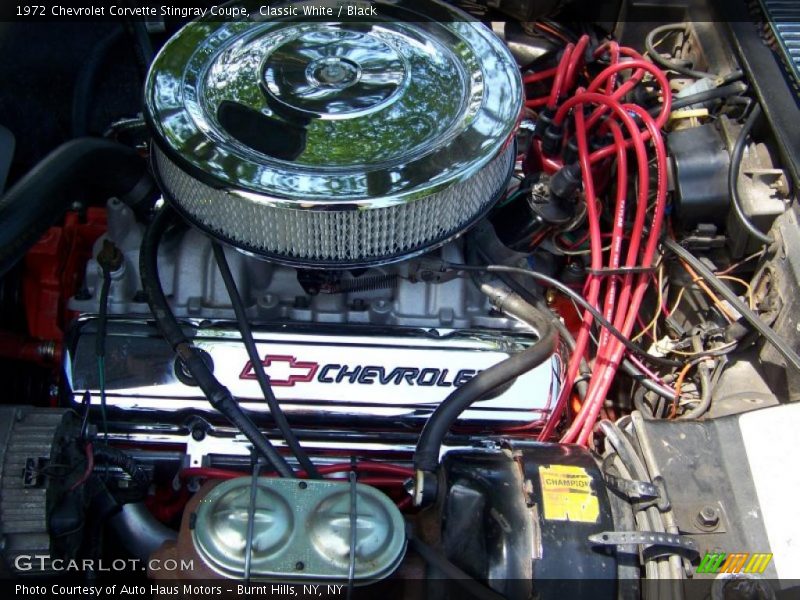 Classic White / Black 1972 Chevrolet Corvette Stingray Coupe