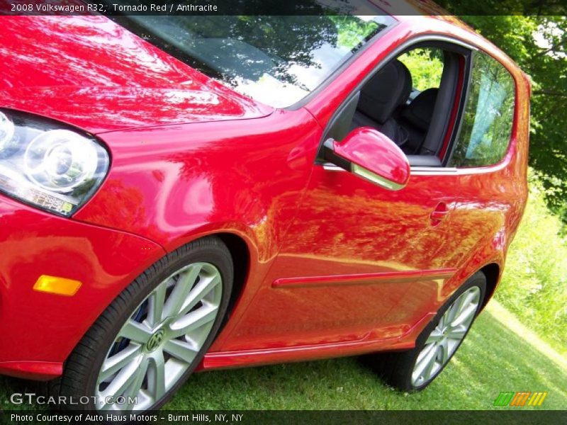 Tornado Red / Anthracite 2008 Volkswagen R32