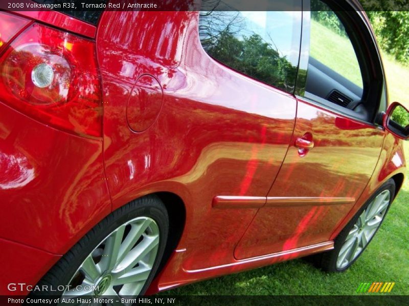 Tornado Red / Anthracite 2008 Volkswagen R32