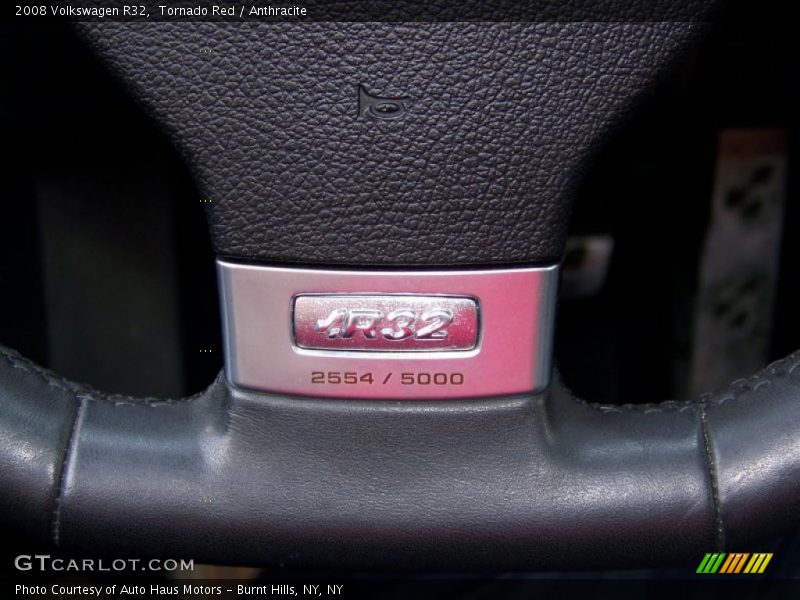 Tornado Red / Anthracite 2008 Volkswagen R32