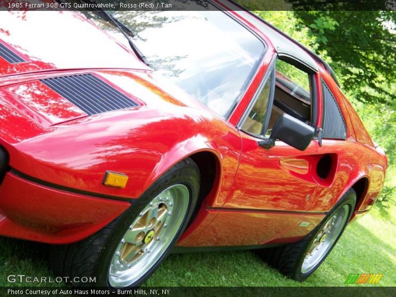Rosso (Red) / Tan 1985 Ferrari 308 GTS Quattrovalvole