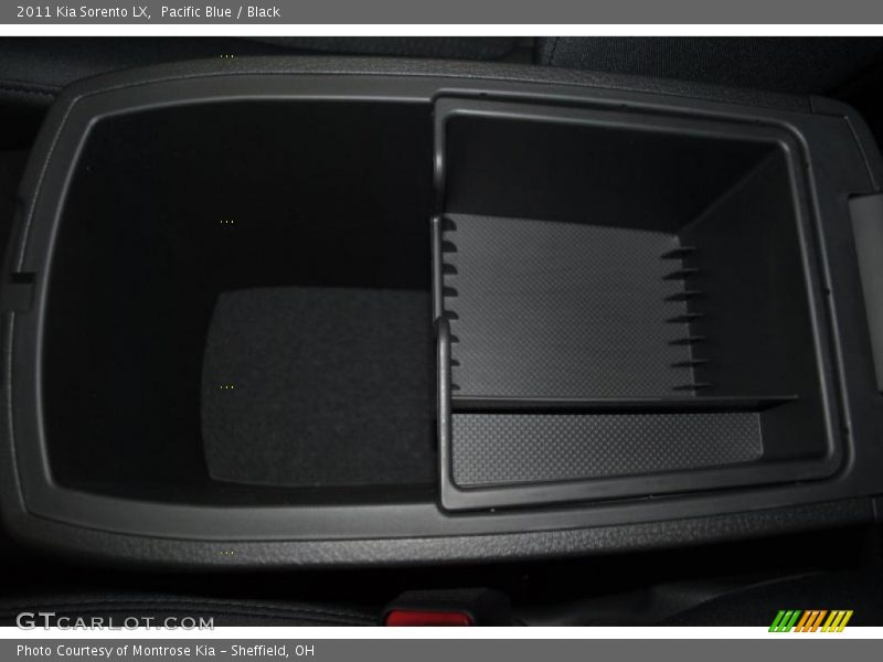 Pacific Blue / Black 2011 Kia Sorento LX