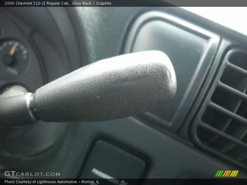 Onyx Black / Graphite 2000 Chevrolet S10 LS Regular Cab