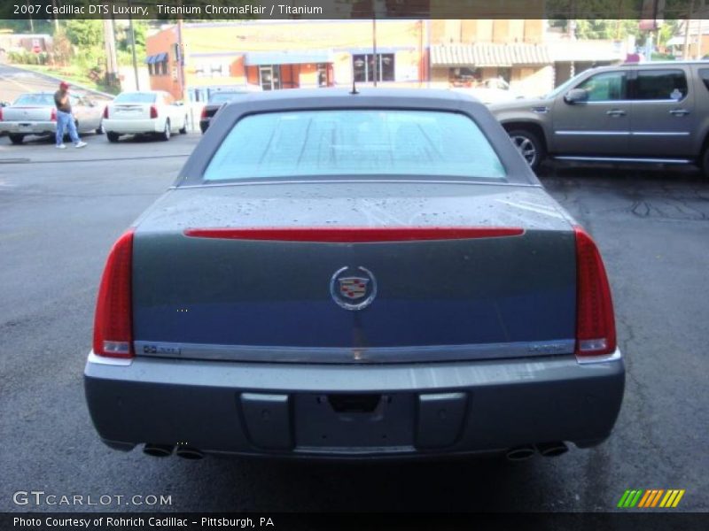 Titanium ChromaFlair / Titanium 2007 Cadillac DTS Luxury