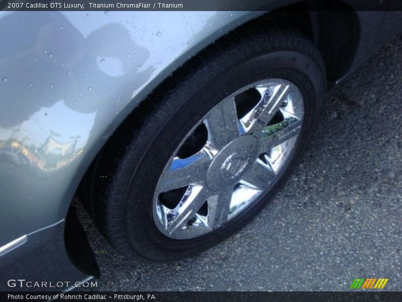 Titanium ChromaFlair / Titanium 2007 Cadillac DTS Luxury