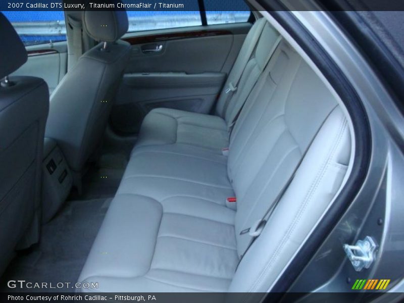 Titanium ChromaFlair / Titanium 2007 Cadillac DTS Luxury