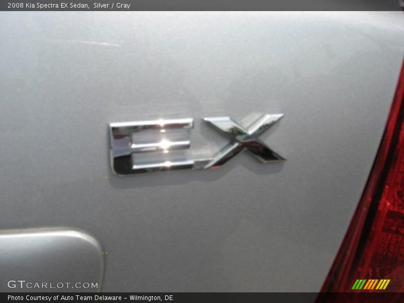 Silver / Gray 2008 Kia Spectra EX Sedan