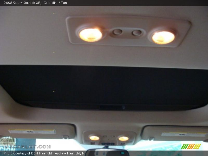 Gold Mist / Tan 2008 Saturn Outlook XR